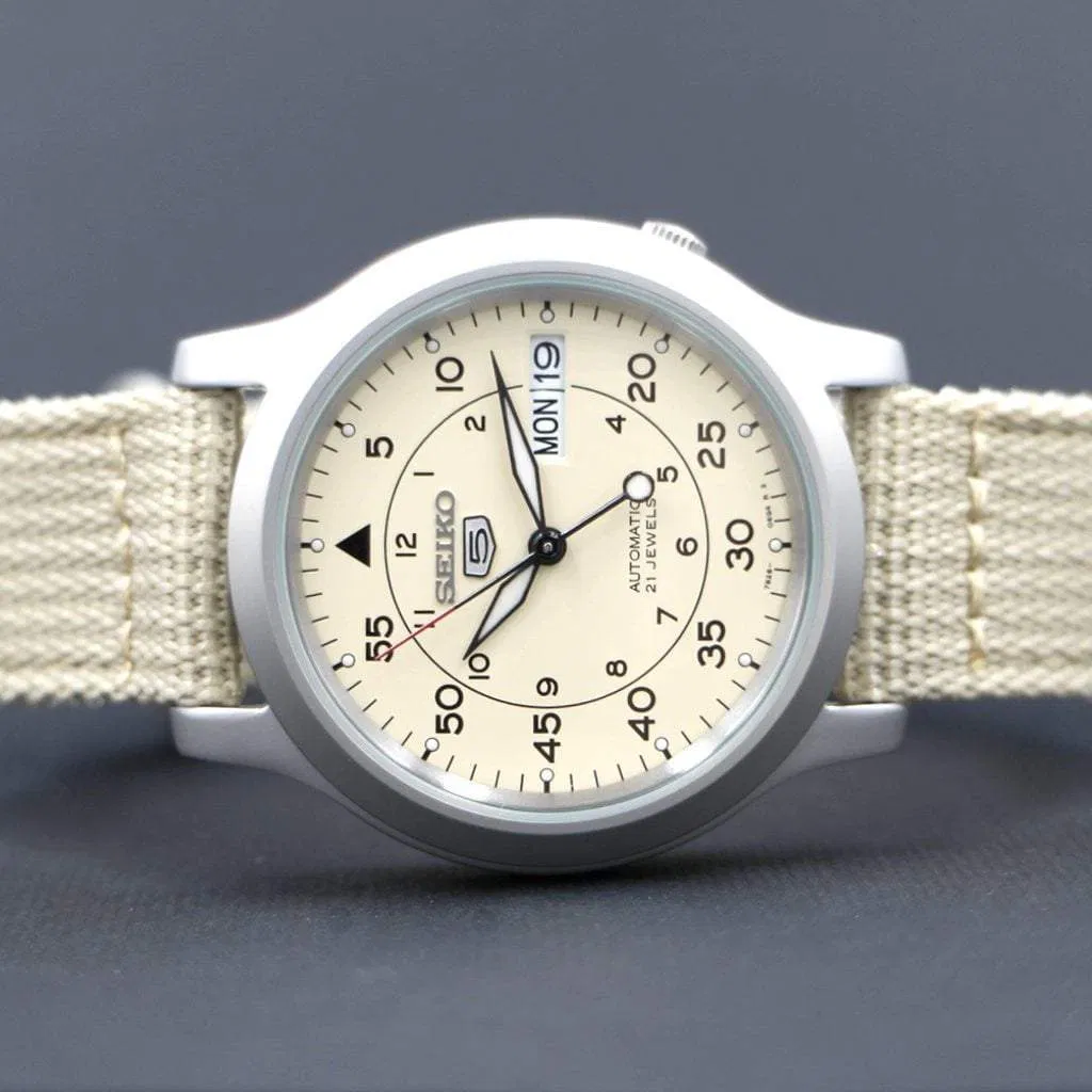 Seiko 5 SNK803 Military